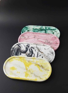 ถาดเรซิ่นตกแต่งหลากสี ถาดจัดระเบียบเครื่องสำอาง ของตกแต่งบ้าน ถาดเรซิ่นทรงรี ถาดวางของบนโต๊ะเครื่องแป้ง คุณภาพสูง - Product Image 4