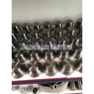 Culata para bomba de agua FMC Triplex, pieza de la serie A5002, hecha en Turquía - Product Image 1