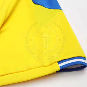 Conjuntos de Uniformes de Fútbol Personalizados de Alta Calidad para Hombre Adulto, 100% Poliéster, Secado Rápido, Transpirable, Servicio OEM - Product Image 4