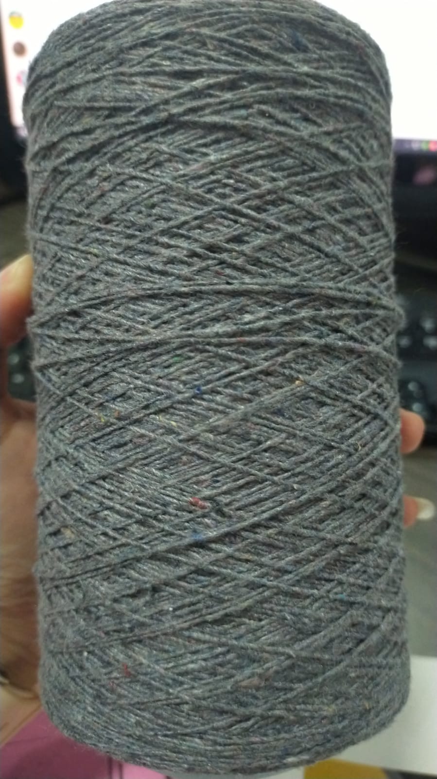 สีเทา