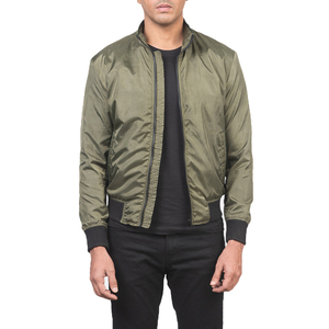 Blouson Bomber Décontracté Homme OEM Style Urbain Hiver 100% Polyester Chaud Matelassé à Capuche en Fourrure Col Montant Personnalisable - Product Image 1