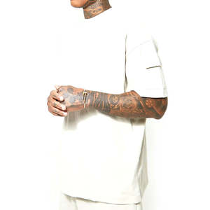 Camisetas de gran tamaño para hombre de algodón 100% de calidad superior, hombro caído de peso pesado personalizado con mangas cortas sólidas OEM/ODM - Product Image 4