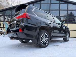 Nuevo Lexus LX 570 SUV 2019, Motor Turbo de 270-300 CV, Transmisión Automática, Color Negro Metálico, Cámara Trasera de 360° - Product Image 4