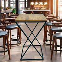 Table de bar basse multifonctionnelle moderne avec plateau en bois et structure en fer pour hôtel, entrée ou usage en ferme
