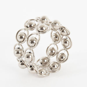 Anneaux de serviette en argent avec perles, design magnifique, accessoires de décoration de table en métal pour les dîners en gros, prix bas - Product Image 1