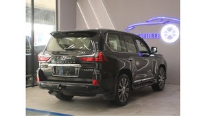 Excelente Lexus LX 570 Usado, Gasolina, Modelo 2020, Especificaciones GCC, Listo para Usar - Product Image 4