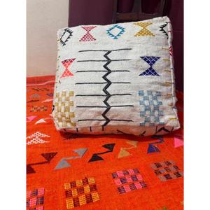 Puf de Cuero Marroquí Hecho a Mano, Otomana Tradicional Artesanal, Decoración del Hogar, Asiento Boho para Sala de Estar - Product Image 1