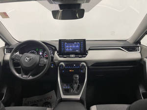 Auto Usado de Calidad a Precio Accesible, Toyota RAV4 XLE 2022, Volante a la Izquierda - Product Image 2