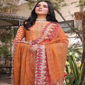 Trajes de césped paquistaníes de 3 piezas de marca original con bordado Dr Haris Brand Volume DhagaKari para ropa de India y Pakistán - Product Image 2