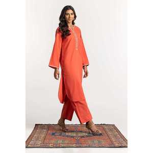 Conjunto de Camisa Bordada y Pantalón Teñido en Tela Crepé Mezclada KST-43162 - Product Image 4