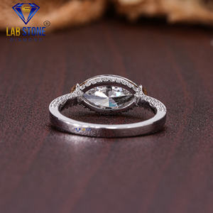 Anillo de oro blanco con diamantes de corte Marquesa TDW 1,56 de Lab-Stone / Elegance por triplicado, brillo sin fin/color de la EF-VS - Product Image 4