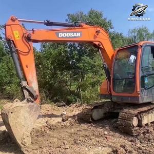 Excavatrice d'occasion Doosan DX75, marque coréenne d'origine, 7,5 tonnes, petite excavatrice, mini-excavatrice à chenilles en caoutchouc - Product Image 5