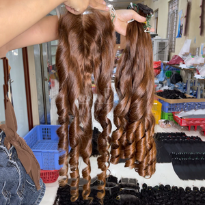 Bundles de cheveux humains ondulés naturels de qualité supérieure avec fermeture 100% extensions de cheveux bruts vietnamiens - Product Image 2