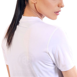 Chemise de sport de qualité durable avec des coutures solides et une finition propre, fabriquée avec un tissu de qualité supérieure - Product Image 4
