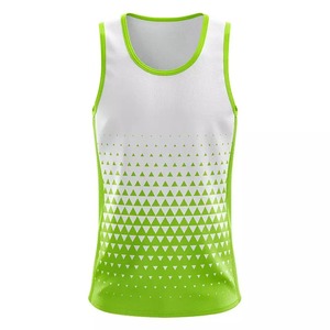 Venta al por mayor logotipo personalizado Unisex secado rápido poliéster Jogging uniforme transpirable sin costuras gris dos piezas chándal conjunto más correr - Product Image 3