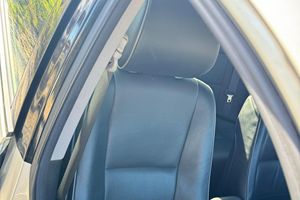 Lexus IS 300 2005 Usado, 52300 Millas, Motor 2JZ de 6 Cilindros, Propiedad de California - Product Image 5