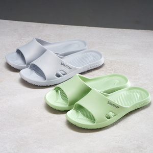 Vero & nique SilicStep Gris Pantoufles à coussin d'air écologiques et non toxiques iF Design Winners Silicone recyclé breveté 2025 - Product Image 2