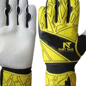 Next Tech Gants de gardien de but de haute qualité Matériau durable pour les enfants à des fins de match et d'entraînement Conception et logo personnalisés - Product Image 2