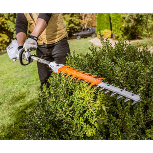 Cortasetos inalámbrico con batería recargable y diseño ligero para un uso fácil - Product Image 2