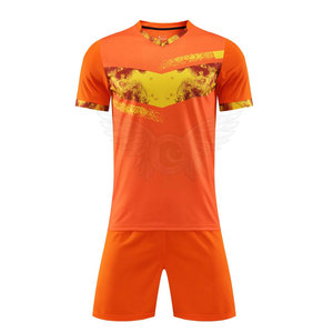 Fabricant professionnel de football best-seller uniformes de football Uniformes de football personnalisés au dernier design - Product Image 1