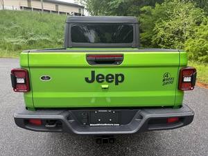 MÁS VENDIDO 22025 JE-EP GLA-DIA-TOR WILLYS 4X4 PLUS TRANSMISIÓN AUTOMÁTICA ASIENTO DE CUERO - Product Image 6