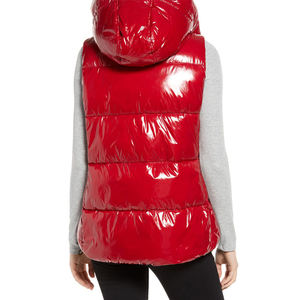 Gilet matelassé épais et isolé pour femmes en polyester chaud avec coque extérieure en nylon et doublure en soie respirante Gilet à bulles de conception OEM - Product Image 4