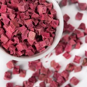 Cubos de Remolacha Deshidratados al por Mayor, Remolachas Secas Picadas, Remolachas Moradas Secas de Primera Calidad Hechas en Vietnam - Product Image 1
