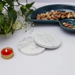 ชุดที่รองแก้วหินอ่อนธรรมชาติหรูหราสำหรับเครื่องดื่มที่รองแก้วหินกลมทนทานอุปกรณ์เสริมโต๊ะอาหารในบ้านห้องครัว - Product Image 6