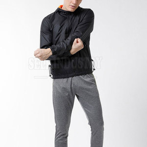 Chaqueta con capucha de moda de alta calidad para hombre Chaqueta de invierno con capucha de logotipo propio de diseño de servicio OEM - Product Image 4