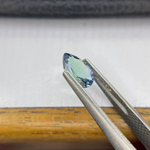 Tanzanita Bicolor y Zoisita Natural Sin Tratar, Corte Pera, Gema Suelta para Joyería - Product Image 2