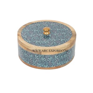 Articles de cuisine décoratifs martelés en or poli avec couvercle en bois et bouton de moineau pour la cuisine - Product Image 3