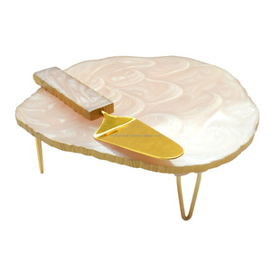 Modern Design <b>Epoxy</b> <b>Resin</b> coaster for Modern Design Best <b>Resin</b> Color with Knife <b>Resin</b> Cake Stand for Low <b>Price</b> Commercial Buyer - Product Image 4