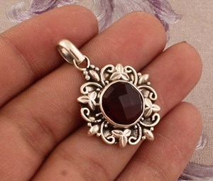 Anillo de Plata de Ley 925 sólida con bisel de piedras preciosas cortadas a cuadros de ónix rojo natural, colgante hecho a mano para mujeres, proveedores de joyería - Product Image 3