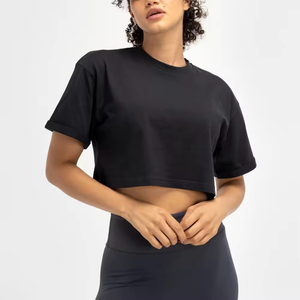 เสื้อครอปท็อปผู้หญิง ผ้าฝ้าย 100% เบาสบาย ระบายอากาศดี สไตล์ลำลองและสตรีทแวร์ พร้อมบริการสกรีนโลโก้ตามสั่ง - Product Image 3