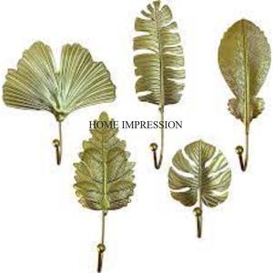 Lot de 5 crochets et cintres muraux en métal de différentes feuilles fantaisie uniques de créateur du fabricant indien au prix le plus bas - Product Image 1