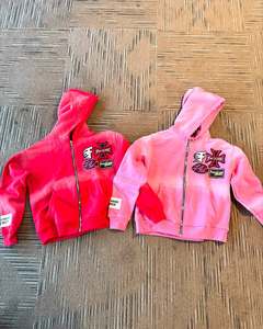 Venta al por mayor Sudadera con capucha unisex 100% algodón orgánico efecto lavado ácido diseño desgastado bordado de diamantes de imitación estampado personalizable invierno - Product Image 5