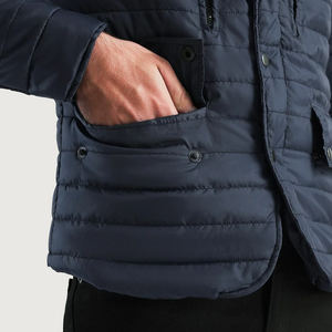 Chaqueta de Invierno Acolchada con Capucha para Hombre, de Alta Calidad OEM, Impermeable, Transpirable, Cálida, para Exteriores, con Cierre y Logotipo Personalizado, Tallas Grandes - Product Image 6