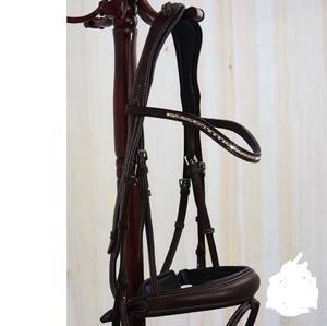 Bride anatomique avec conception unique de sondage - Product Image 3