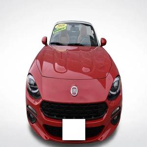 FIAT 124 SPIDER LUSSO 2018 d'occasion, conduite à gauche/droite - Product Image 1