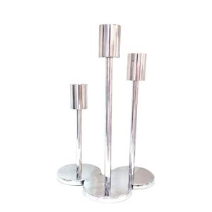 Venta al por mayor de diseño personalizado grabado decoración de la boda portavelas hecho a mano de aluminio Vintage Metal antiguo portavelas - Product Image 1