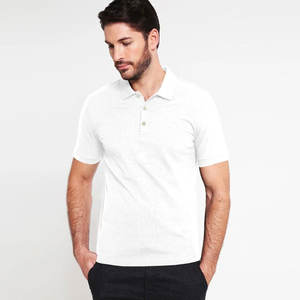 Polo ligero de secado rápido para hombre, opción de logotipo bordado - Product Image 1