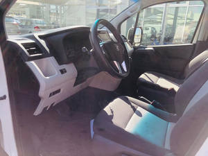 Toyota Hiace de Techo Alto Usado Modelo 2020-2021 con Volante a la Izquierda y Garantía del 100% Autobús y Automóvil Turístico en Venta en Línea - Product Image 5