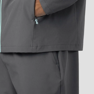 Conjunto Deportivo Cortavientos con Capucha, Transpirable, Estampado, Estilo Urbano, Nuevo Diseño, Poliéster/Algodón, para Invierno, Venta Caliente OEM - Product Image 6