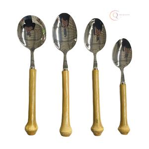 Ensemble de couverts en bois pour une vie durable, sans plastique, ustensiles naturels pour les foyers éco-conscients - Product Image 2