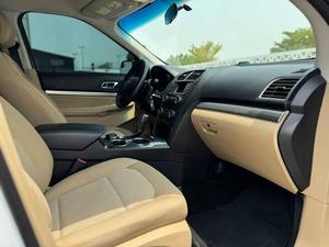 Nuevas Llegadas para el Mercado Global: Ford Explorer S T D 3.5L 4WD 2017 - Product Image 4