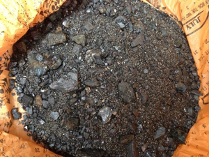 Minerai de coltan de haute qualité 30% Ta2O5 Pierre provenant de CA Utilisé dans les fournisseurs d'électronique - Product Image 4