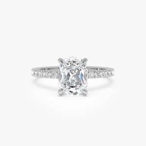 Cautivador Anillo de Diamante Cultivado en Laboratorio con Corte Cojín, Banda Pavé y Halo Oculto, 2.45 Ct E-F VS, Oro de 14K, para Regalo de Aniversario Nupcial - Product Image 3