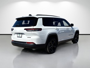 Grand Cherokee L Limited 2025 de Segunda Mano, SUV de Lujo de 7 Plazas, Motor V6 de 3.6L, Tracción en las 4 Ruedas, Automático, 6200lbs, Vehículo Familiar Todoterreno en Venta - Product Image 2