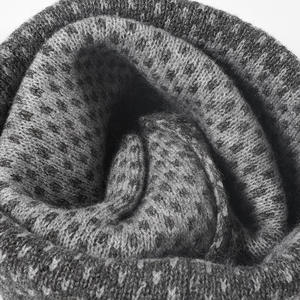 Bonnet côtelé en acrylique personnalisé Bonnet d'hiver en tricot uni Bonnet chaud en tricot à double pli pour hommes - Product Image 4