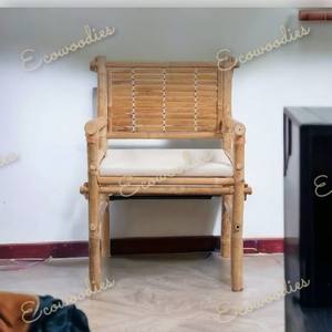 Chaise de salle à manger en rotin de bambou au design moderne avec accoudoir pour hôtels parcs cours villas camping pour le salon - Product Image 1